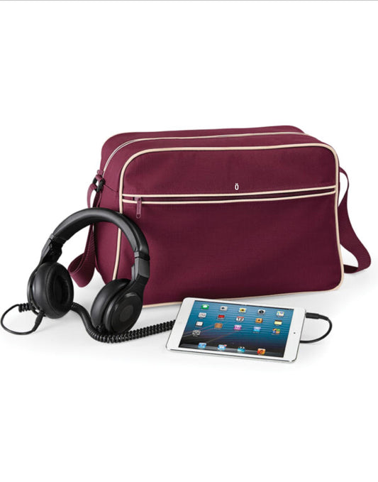 STRÖVA Retro Shoulder Bag – Classic Style, Everyday Function