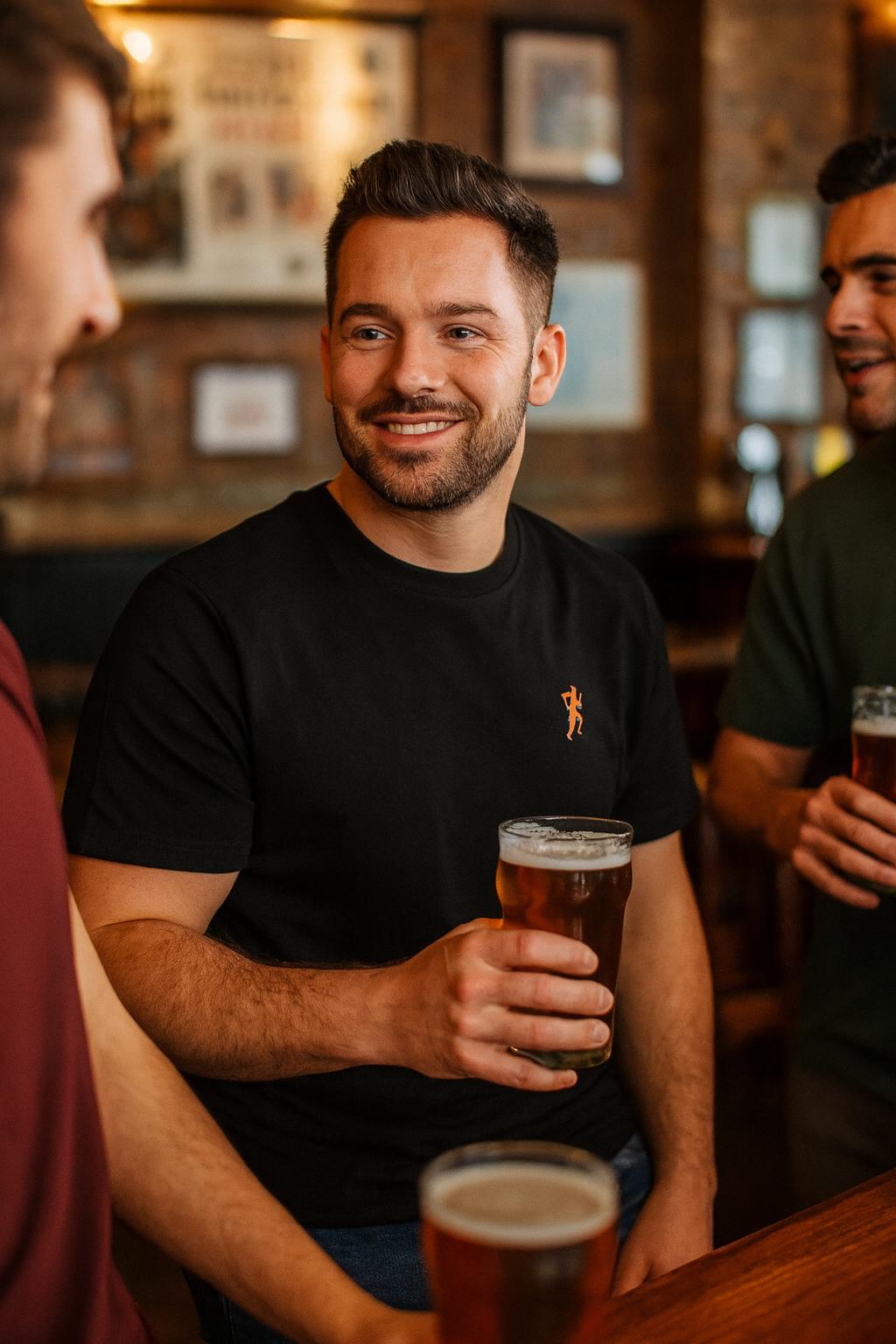 STRÖVA runner Logo T-Shirt – Everyday Comfort, Affordable Style-relaxed fit tee, unisex everyday t shirt, perfect present for a runner