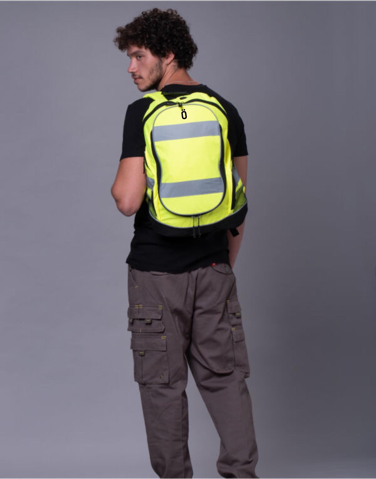 STRÖVA Hi-Vis Backpack – Reflective Work & Trade Bag with expandable front to fit hard hat