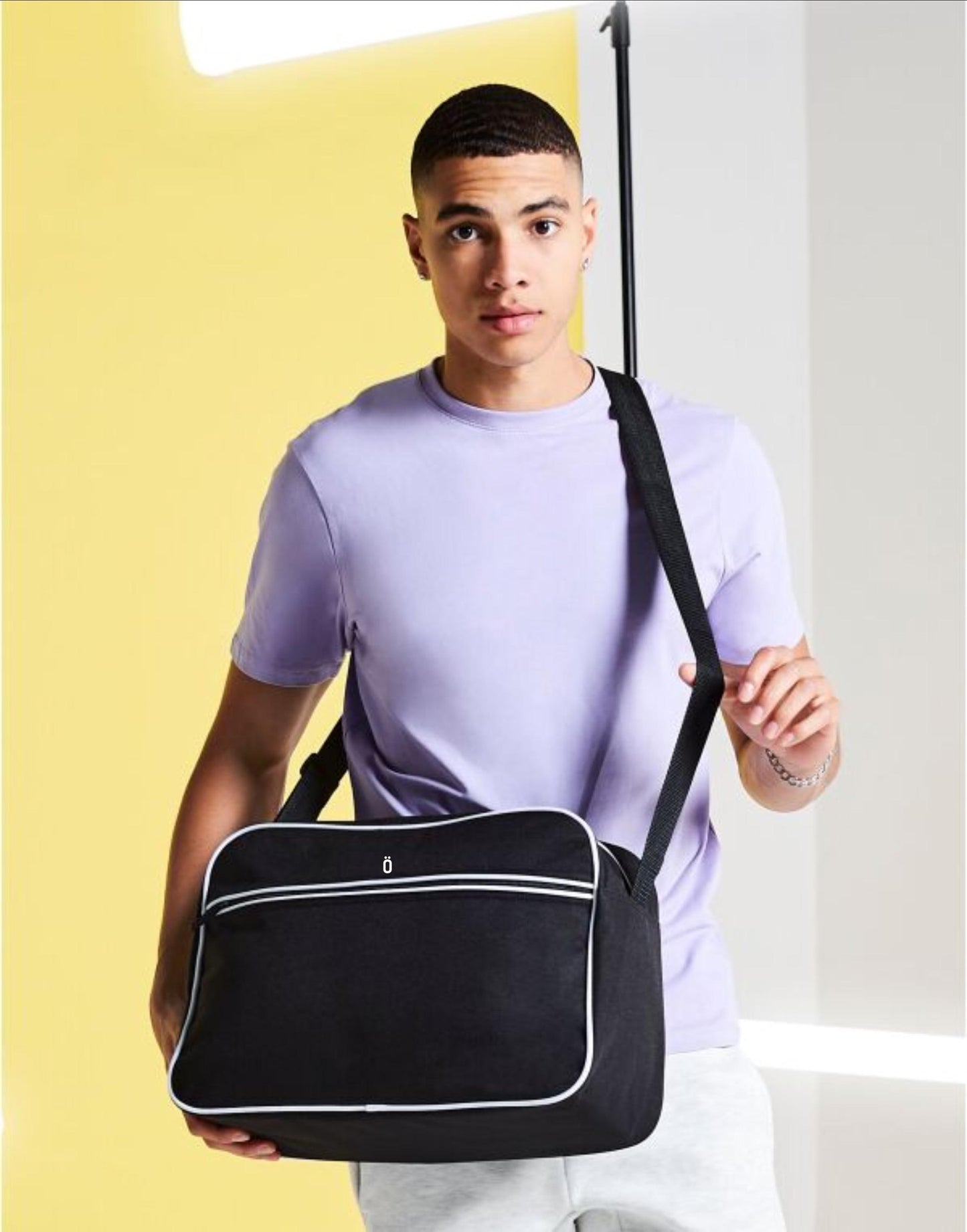 STRÖVA Retro Shoulder Bag – Classic Style, Everyday Function